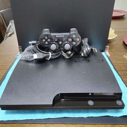 Sony Playstation 3 (PS3) + God of WAR 3