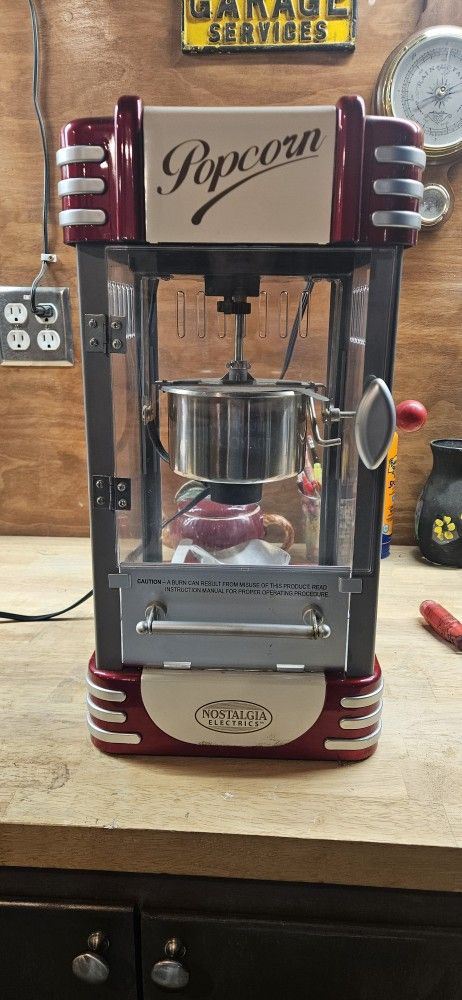 Nostalgia Electrics Countertop Popcorn Machine – Vintage Style