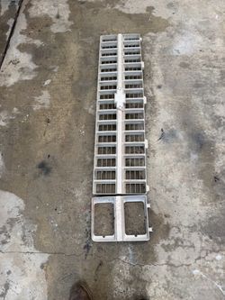 C10 front grill 2 pises only