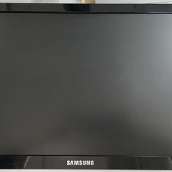Samsung 216BW Monitor Fully Functional-OPEN TO OFFERS 