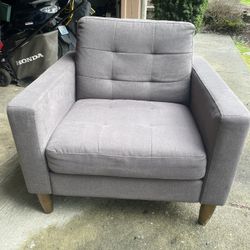 Single Couch Chair 