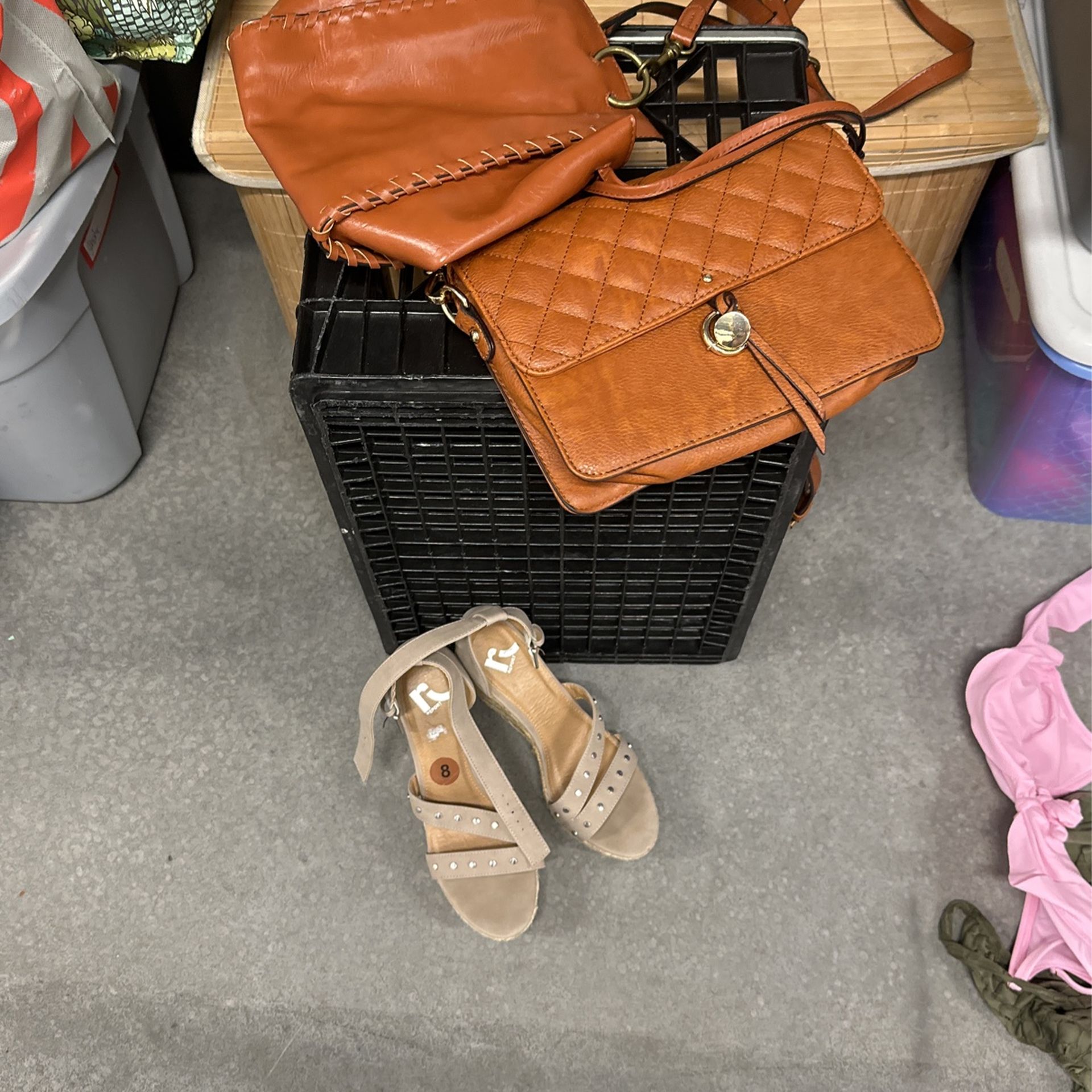 Woman’s Clothing