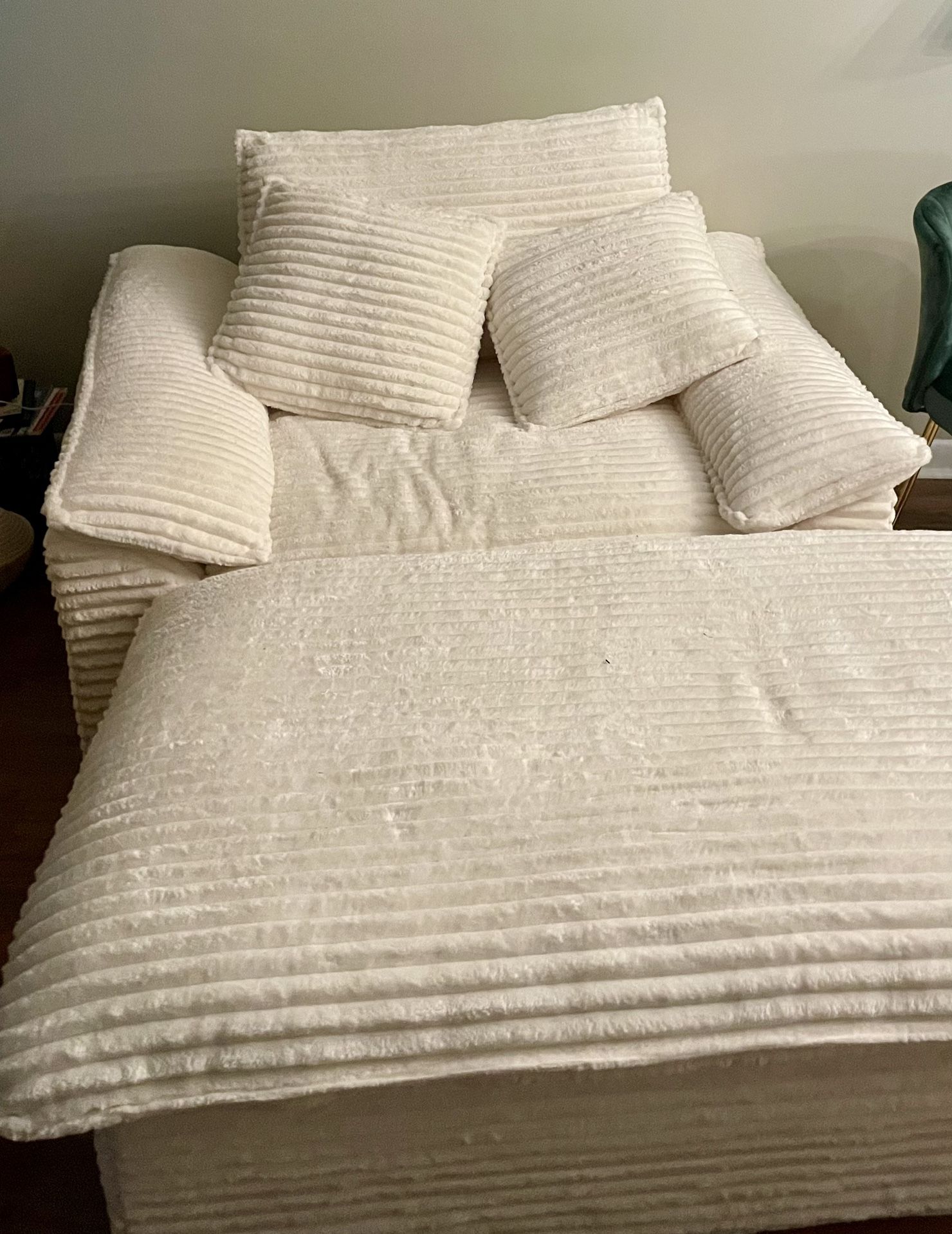 Sleeper Chair with Ottoman /New!
