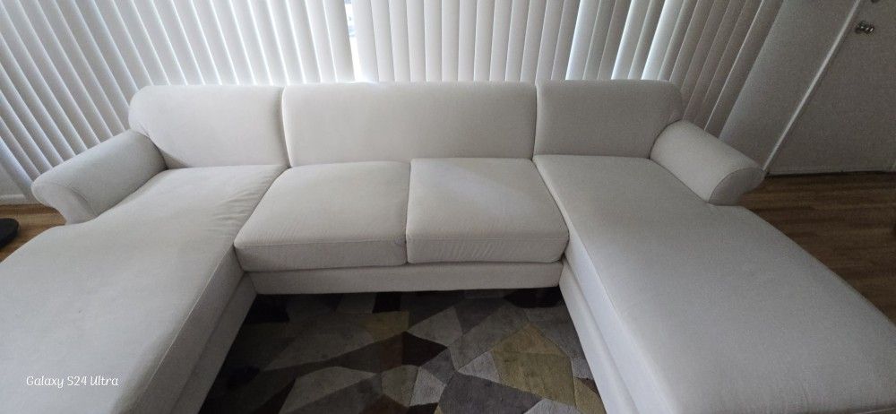 Sofa Khy 110.24" Modern 3-Piece Upholstered --Shaped Sectional |Sofa, Beige Velve