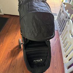 Baby Jogger City Mini GT Black - Single Seat Stroller Plus Works Great Baby jogger 