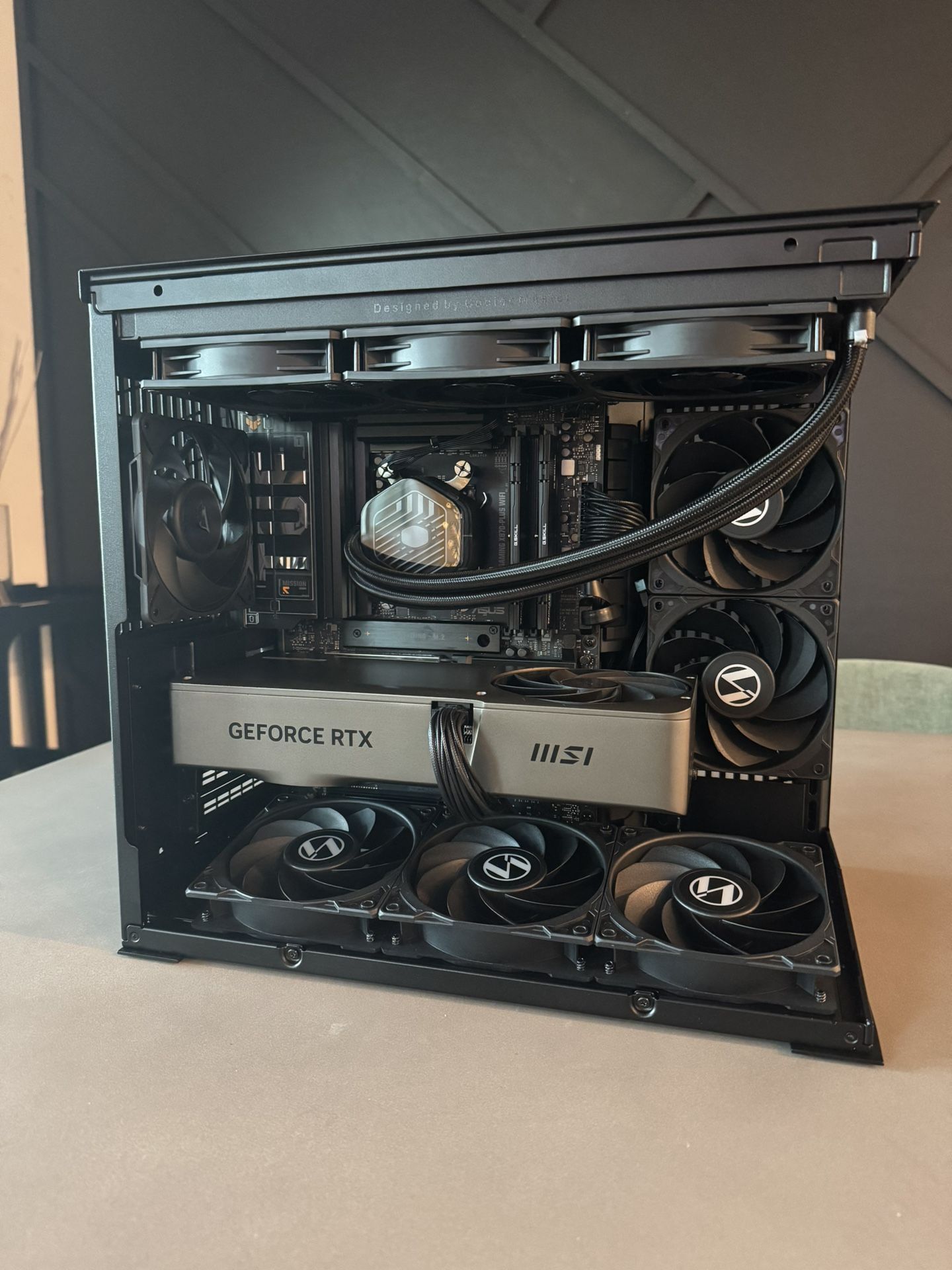 Brand New High End Gaming PC - 9800X3D & 4070 Ti SUPER