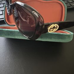 Gucci Sunglass