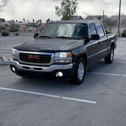 2005 GMC Sierra