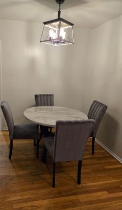 🔥 MUST SELL! Brand New Gray 5-Piece Dining Set – Only $250 OBO 🔥
