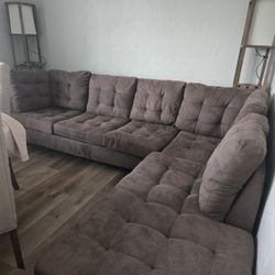 Sectional Sofa 