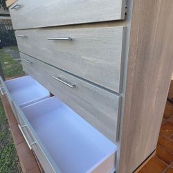 Dressers BRAND NEW 🚚(Immediate-Delivery)💨