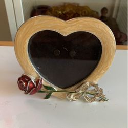 Vintage Gorham Picture Frame Heart Shaped with a Rose, Heart Shaped Picture Frame Roses Rhinestones, Gift for Her, Mom Gift, Valentine's Day