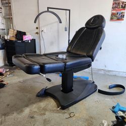 DIR Tattoo Chair/bed