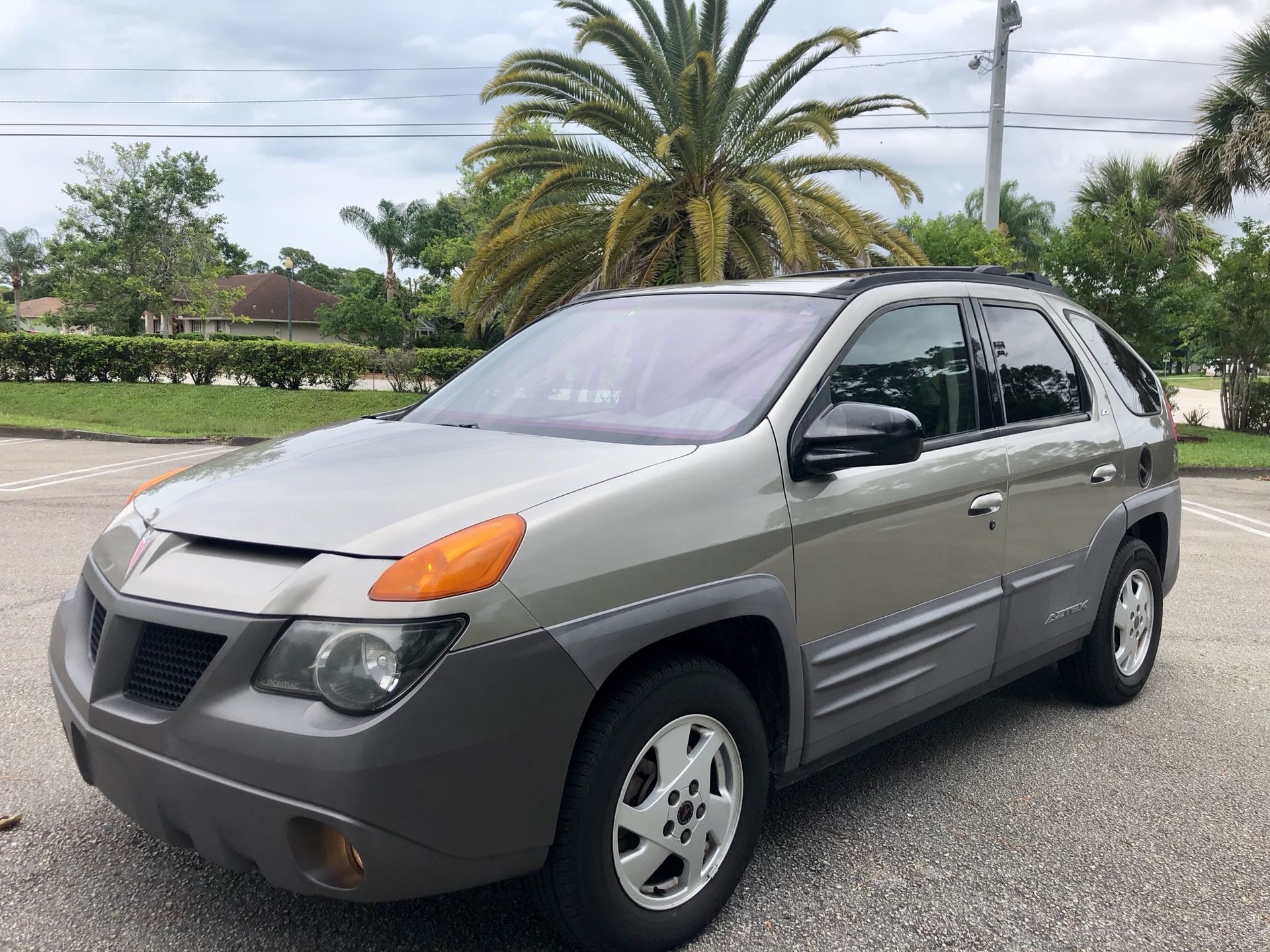 2001 Pontiac Aztek
