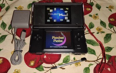 NINTENDO DS LITE 128GB CUSTOM HANDHELD SYSTEM CONSOLE WITH 450 GAMES POKEMON MARIO ZELDA KIRBY