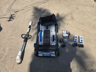Battery operated landscaping tools  hart