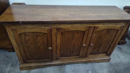 WOOD CABINET