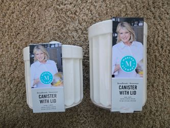 Canisters with lids