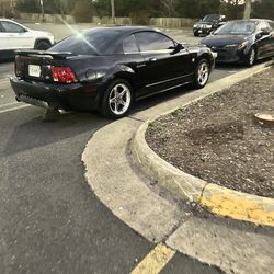 2004 Ford Mustang