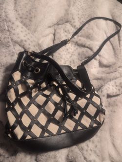 Scrunchie Purse With Design