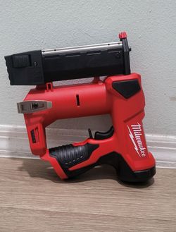 MILWAUKEE 2540-20 M12 12V 23° LITHIUM-ION CORDLESS PIN NAILER (TOOL ONLY)