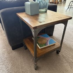 (2) End Tables 