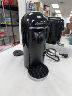 Nespresso Vertuo Plus Coffee Maker like new fully functional