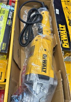 Dewalt DWE4517 7in angle grinder