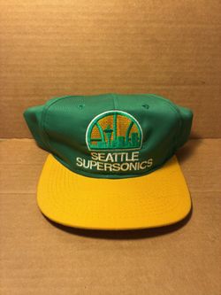 VINTAGE SEATTLE SUPERSONICS HAT (Milwaukie,OR)