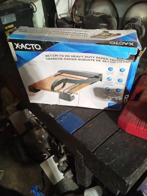 Exacto 15-in Heavy Duty Paper Trimmer