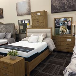 7pc Queen Bedroom Set 