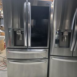 Refrigerator Lg In Great Condition 