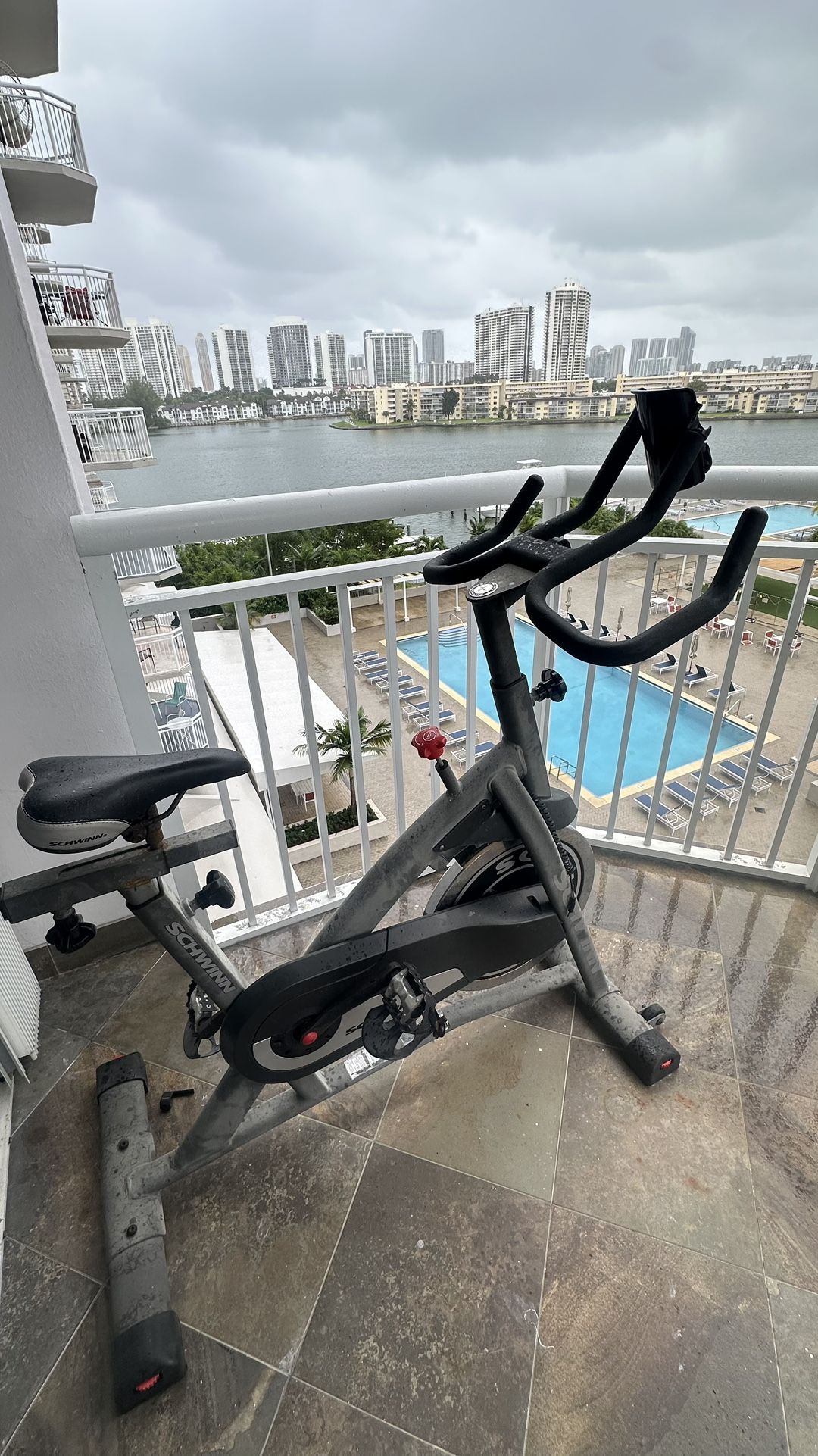 stationary bike with 5 levels