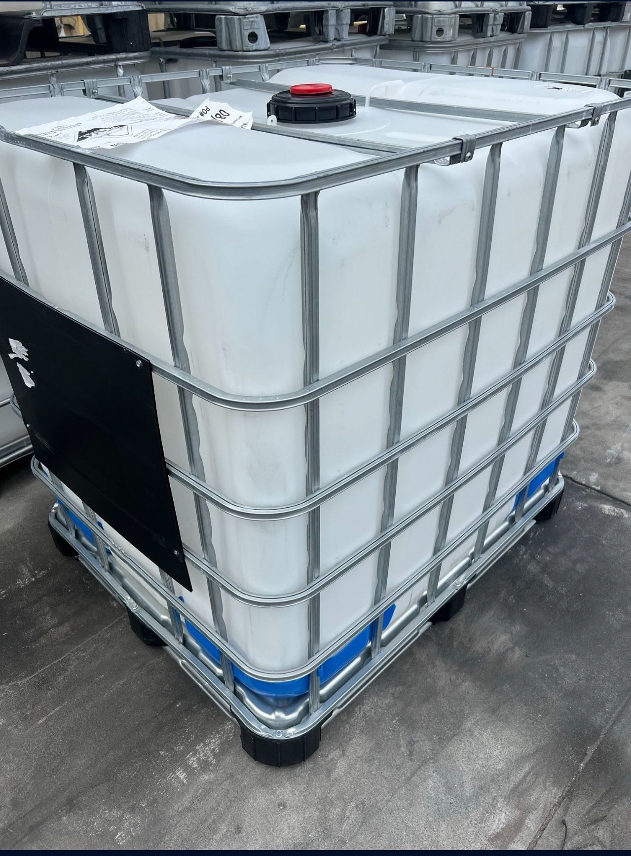275 Gallon Totes
