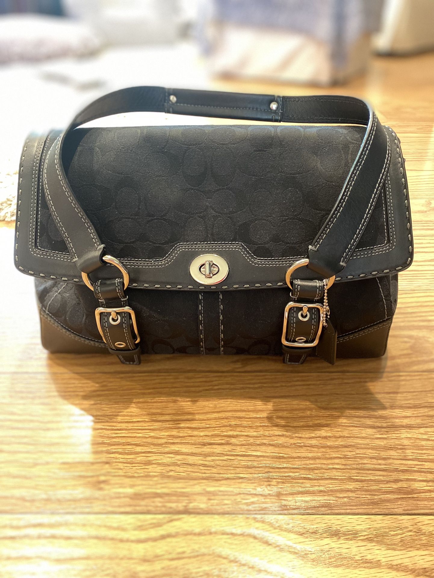 Coach Purse Like New-Never Used Smoke Free/Pet Free Home 