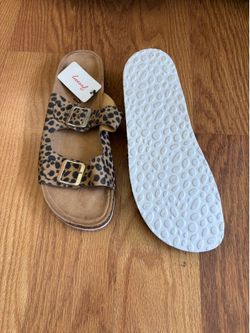 Nice sandals size 9 $13