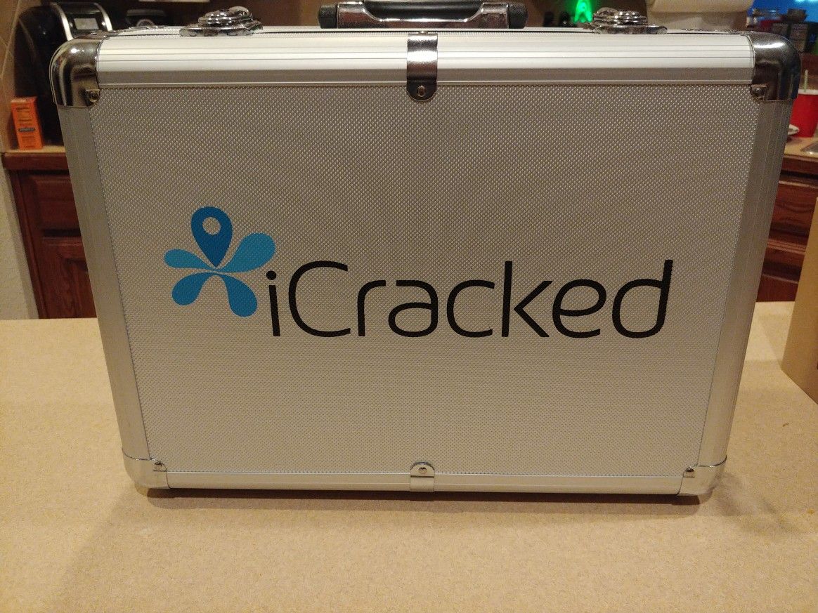 iCracked, iTech starter kit.