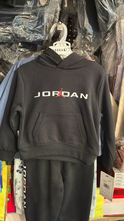 NEW 2pcs boys Jordan Sweatsuit 2T