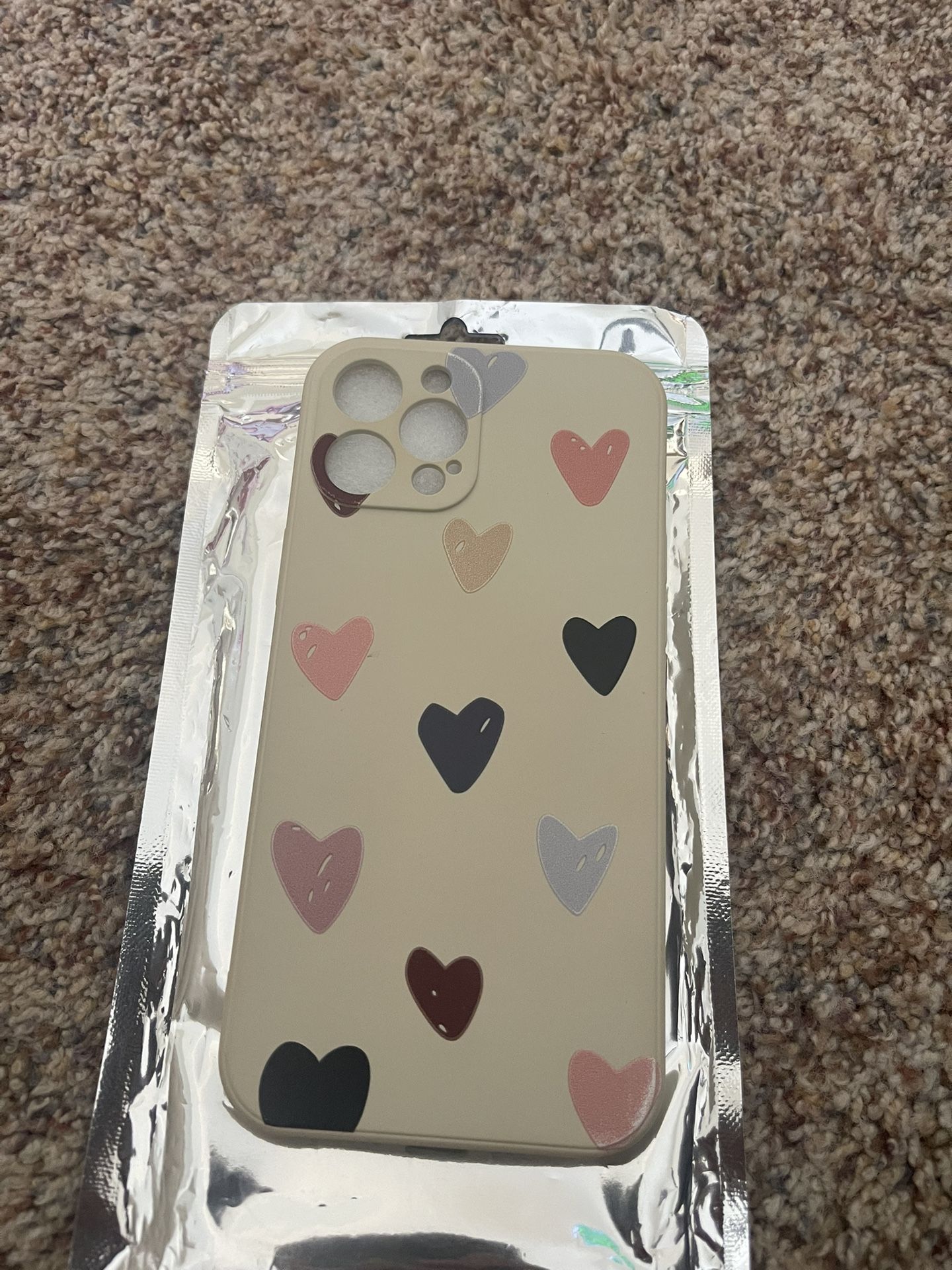 I phone 12 pro max Heart Pattern Phone Case