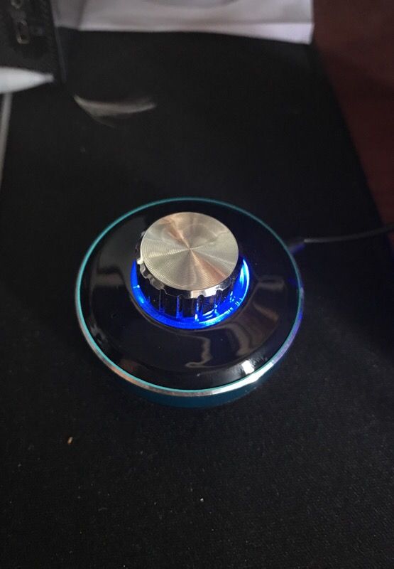 Blue tooth receiver with car charger