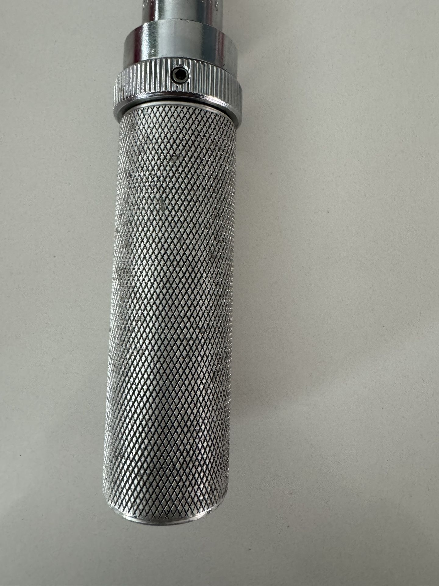 るる@在庫処分中　プッシャー、ソフナー Snap-On QJFR-2750 3/8' Flex Head Torque Wrench With Case for Sale