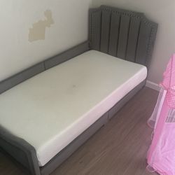 Twin Bed Frame & Mattress 