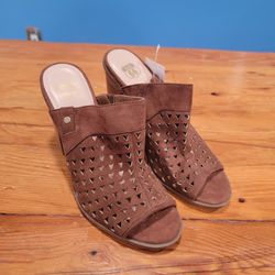 Route 66 Perforated Sandals ~ Womens 8M Tag Leather Open Toe Block Heel Shoes