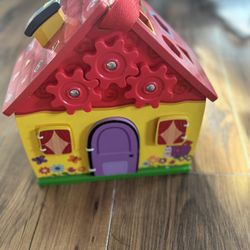 Blue's Clues & You! Wooden Take-Along House