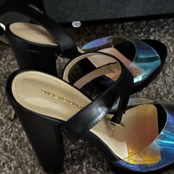 Black Heels (shoe Republica)