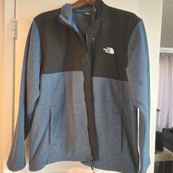 Mens The North Face Fleece Jacket/ Sweater 