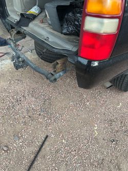 Suburban towing hitch Tahoe Yukon