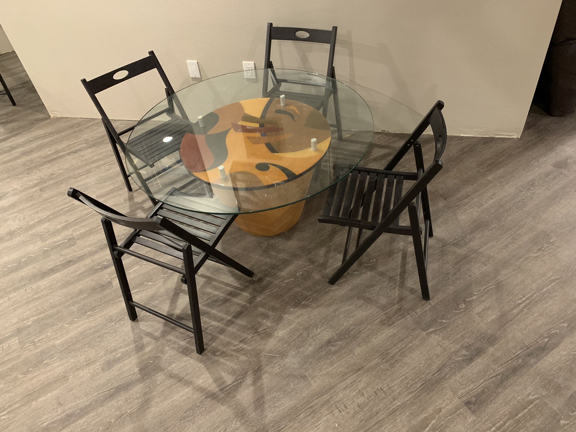 Table, coffee table and four chairs