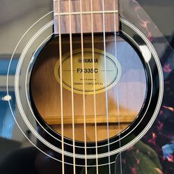 Yamaha FX335C - Black acoustic electric guitar