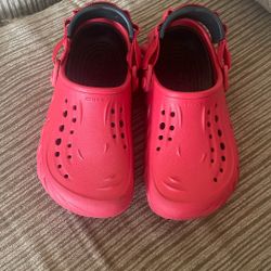 Crocs Echo Clogs